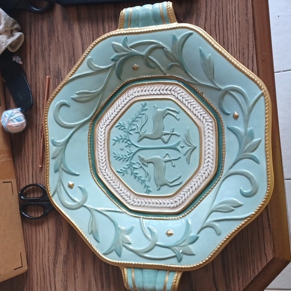 Fitz and Floyd Classics Clairmont 14”x16" Octagon Serving Platter, Deer - Picture 1 of 4